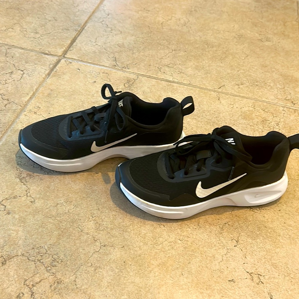 Nike Black and White Athletic Shoes